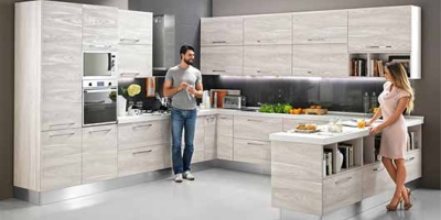 Come arredare una cucina direttamente collegata al soggiorno?