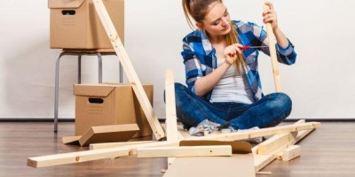Montaggio dei mobili Ikea: sei più da fai da te o preferisci chiedere aiuto? 