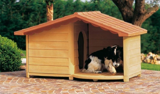 cuccia da esterno per cani in legno