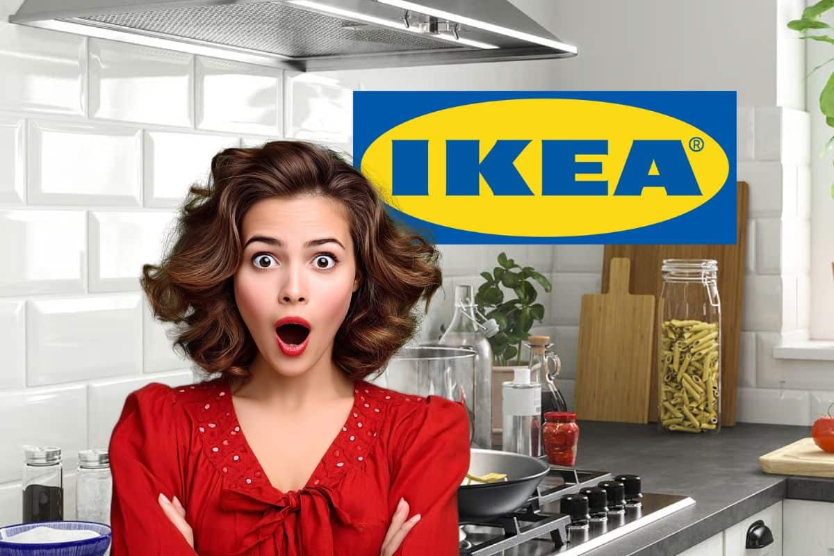screen ikea cucina, con logo ikea e donna sorpresa