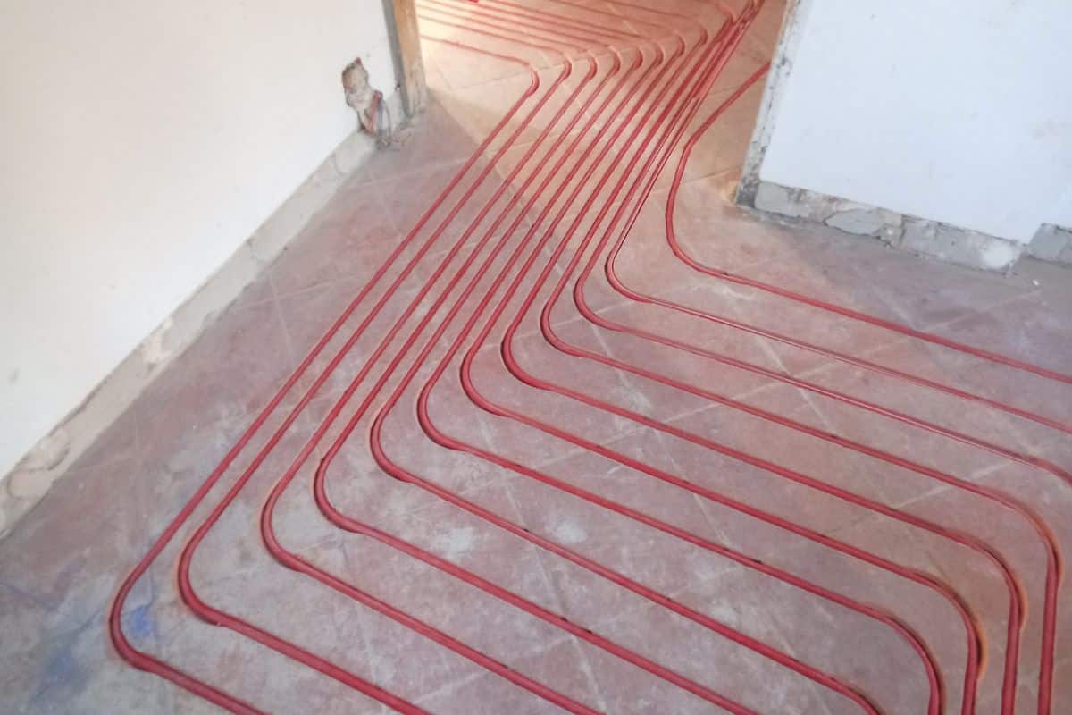 riscaldamento a pavimento tracce tubi