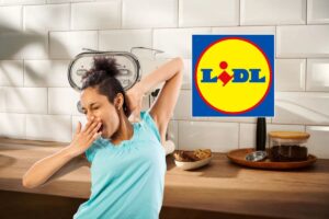 macchina espresso logo lidl e donna che sbadiglia